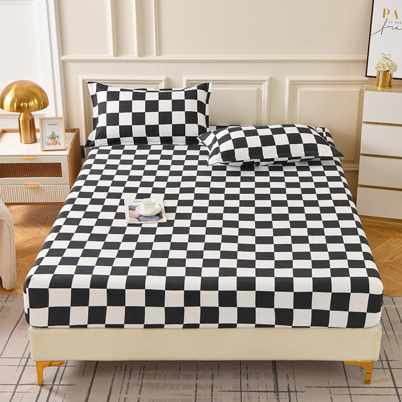 Brushed Fitted Bedsheet with Printed Pillowcases