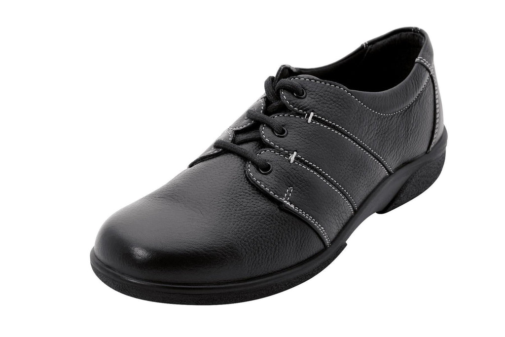 Womens (Glossop) 2E Wide Fit By Db Shoes in Black Leather
