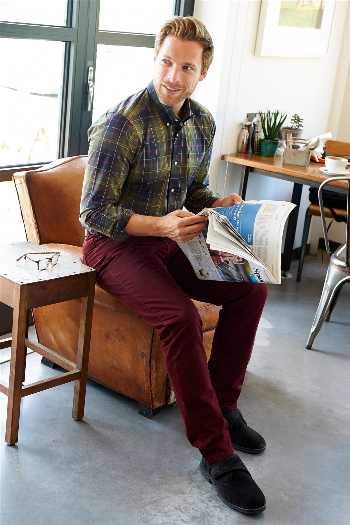 Men'S Slippers / House Shoes (Daniel)2V Wide Fit By Db Shoes in Black