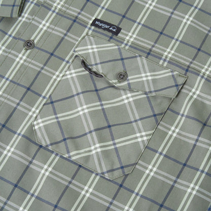 Wrangler Men's 2 Pocket Utility Shirt | Check | UPF 50+ Moisture Wicking | L-2XL