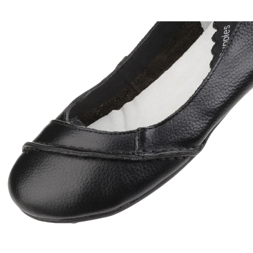 Hush Puppies Janessa Slip On Ladies Shoes in Black