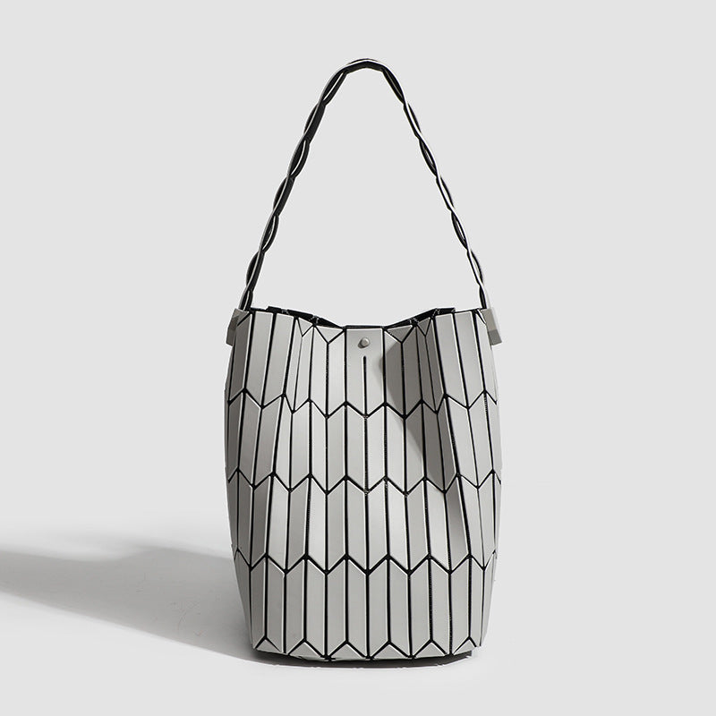 Geometric Rhombus Colour Matching Shoulder Bag