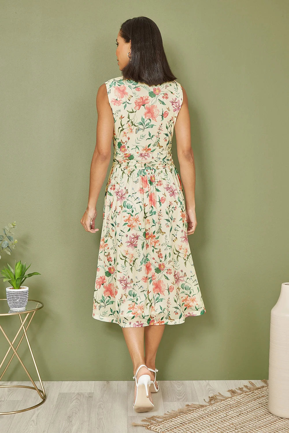 Yumi Ivory Floral Print Mesh Stretch Midi Dress With Pockets - QHA UK