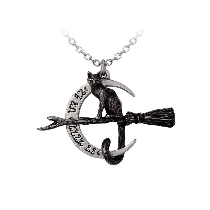 Alchemy Gothic Necklace Regina Covenorum - QHA UK