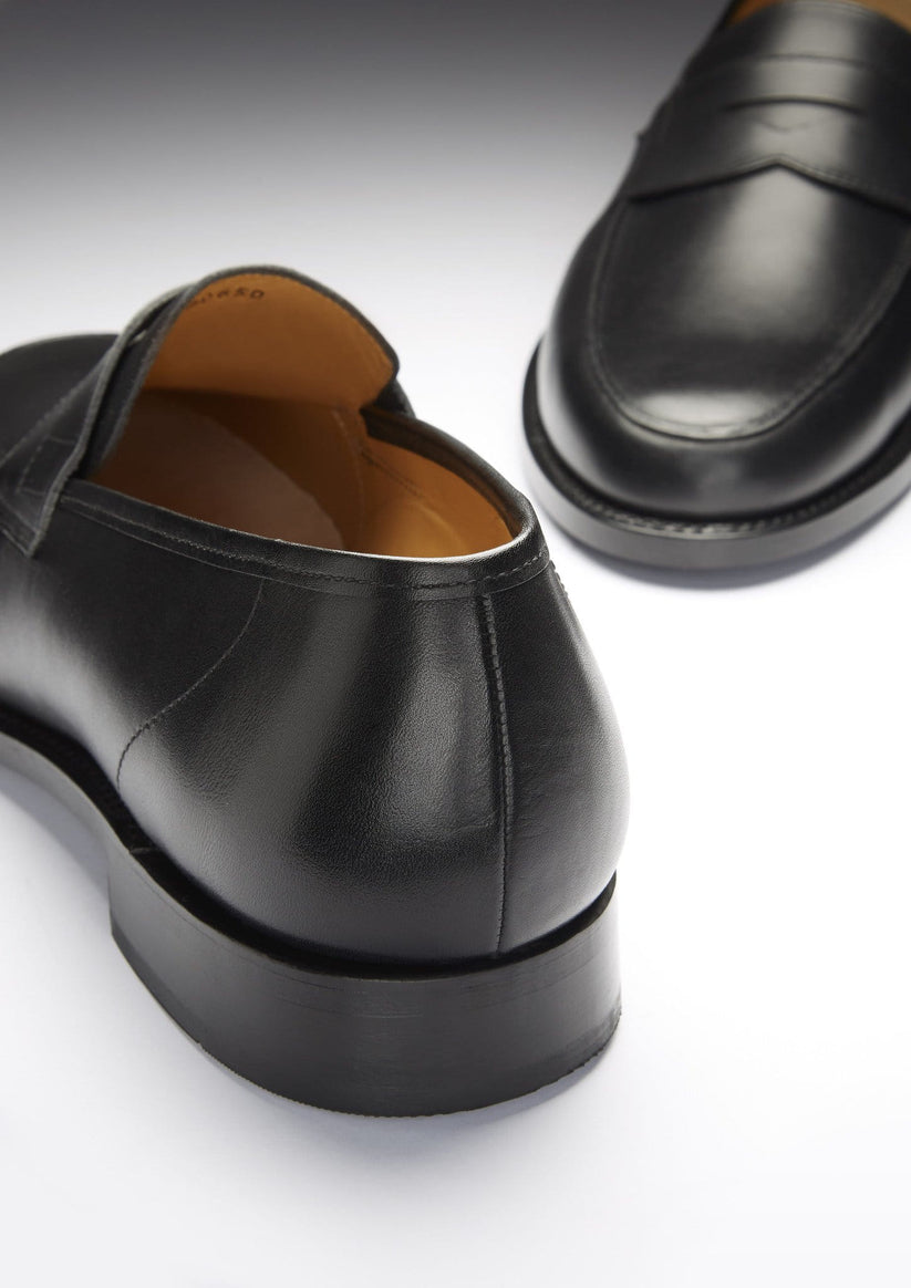 Hugs & Co Mens Black Leather Loafers Welted Leather Sole UK 7-14 - Sole Detail - QHA UK
