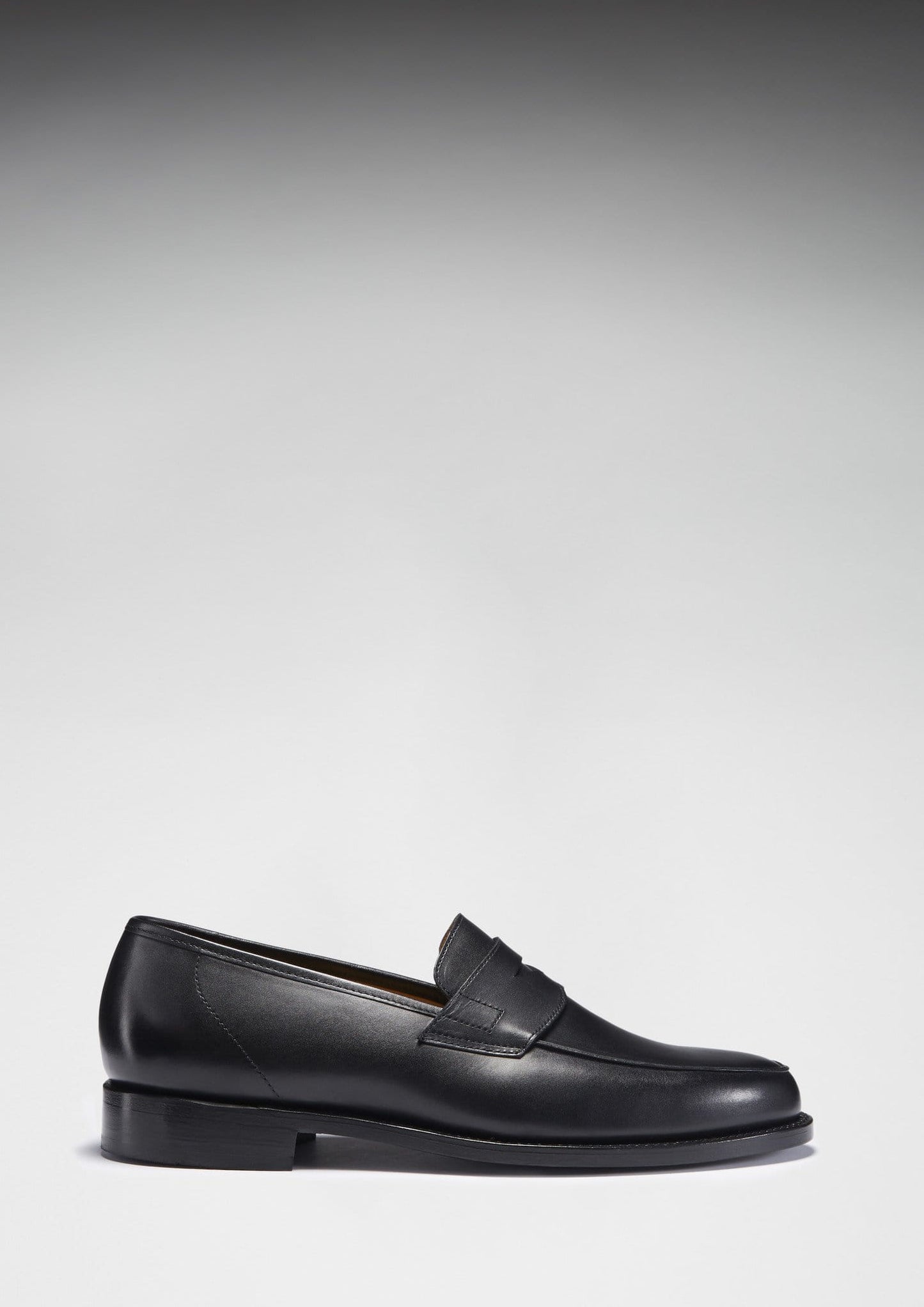 Hugs & Co Mens Black Leather Loafers Welted Leather Sole UK 7-14 - Sole Detail - QHA UK