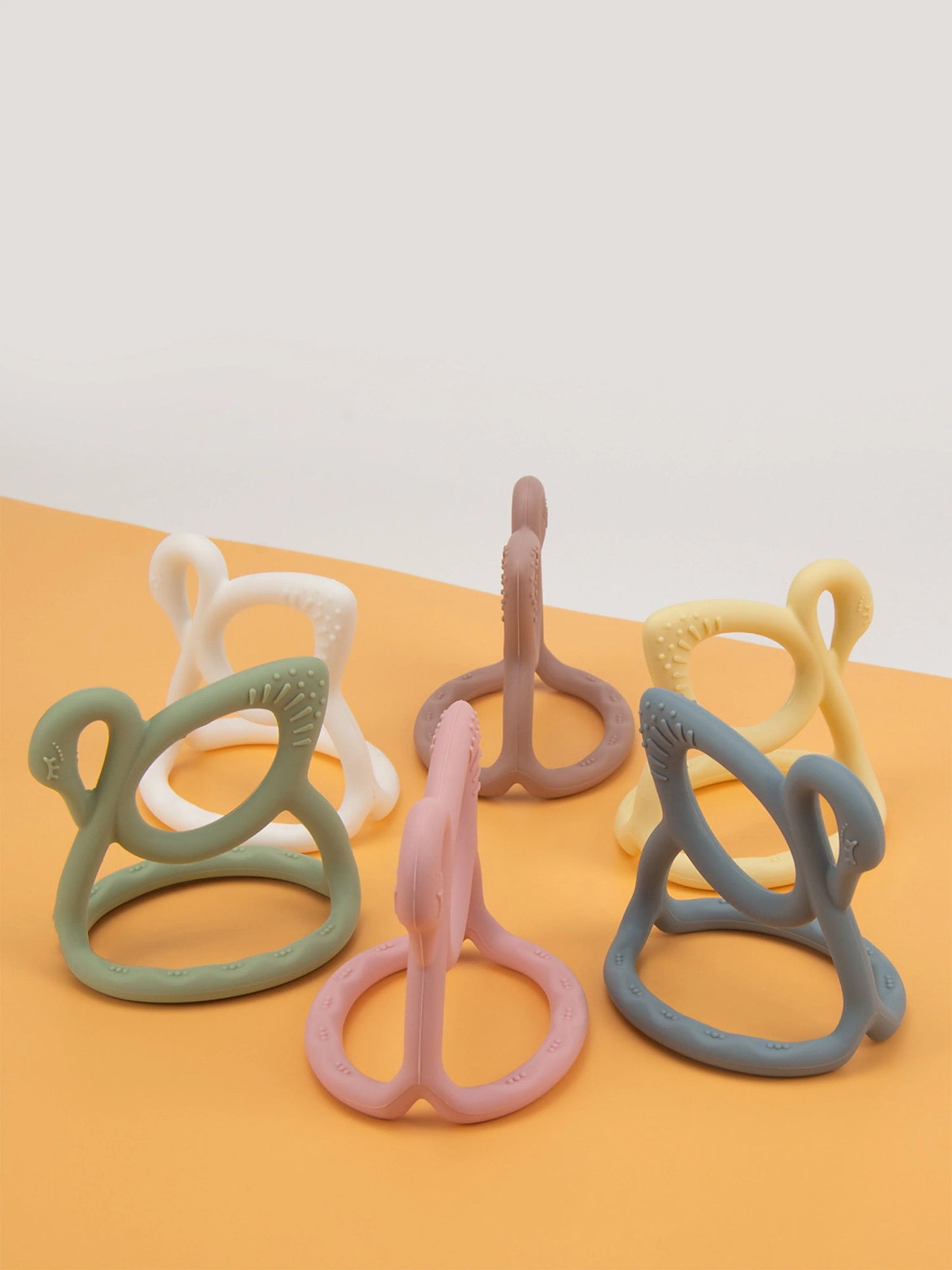 Bloom Bambini Baby Swan Teether in Green | QHAUK - QHA UK