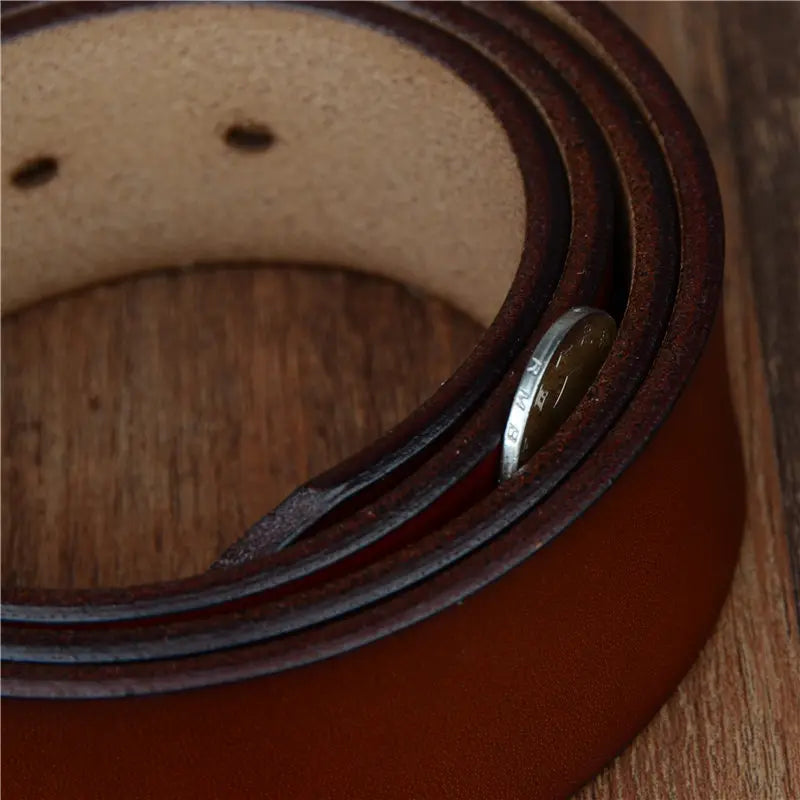 Mens Genuine Cowhide Leather Belt Vintage Plate Buckle Jeans Belt XF00 - Buckle Detail - QHA UK