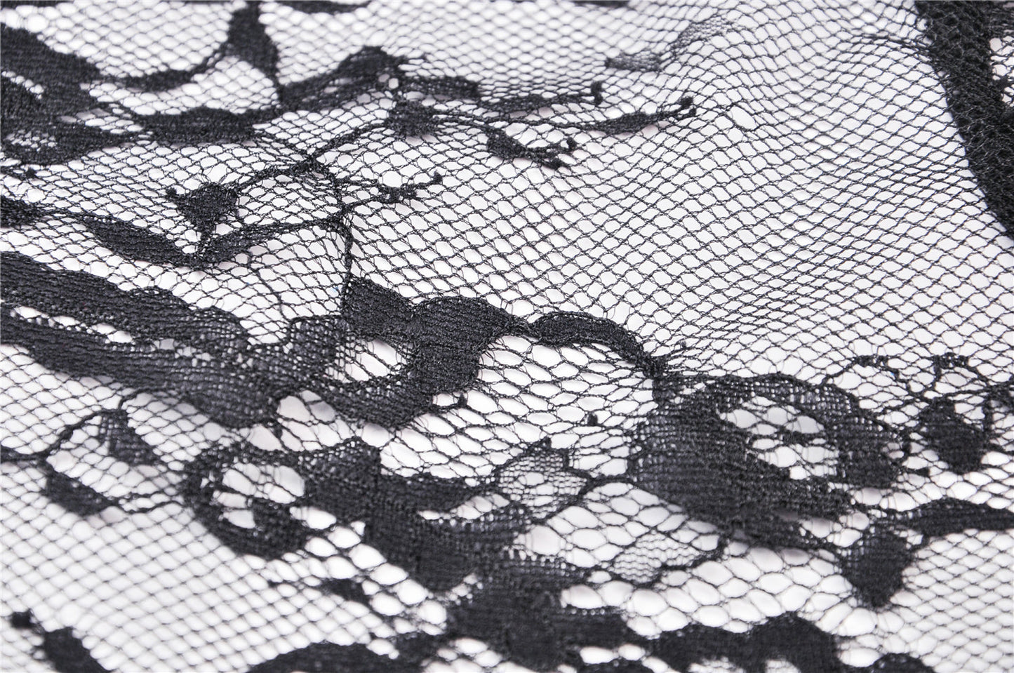 Dark in Love Robe Larissa Lace UK 8-18 - QHA UK