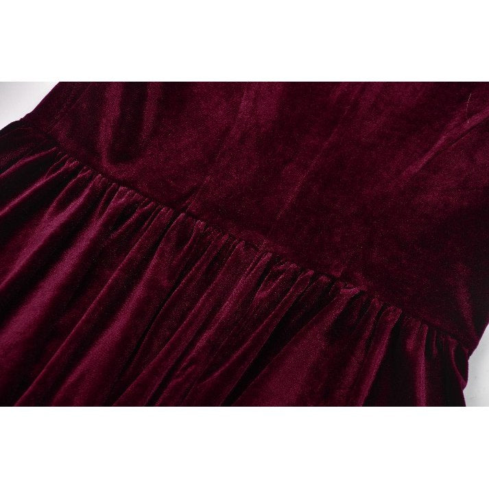 Dark in Love Gothic Dress Ophelia Lace Collar Burgundy Velvet UK 8-22 - Collar Detail - QHA UK