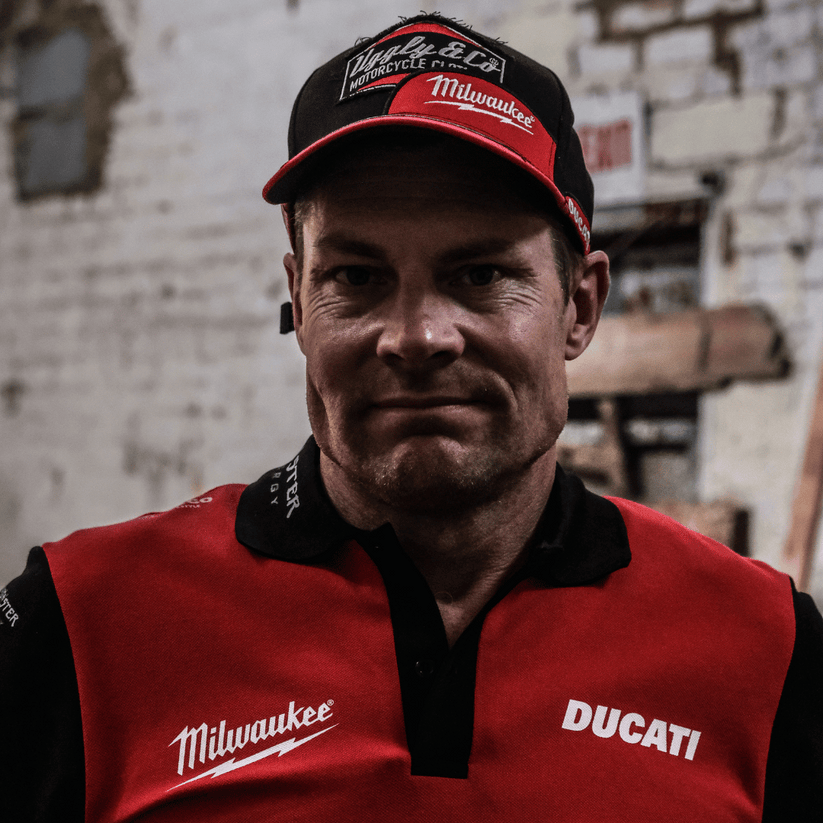 Milwaukee Tools x Diamond Cap Official Red White Curved Peak Adjustabl - QHA UK