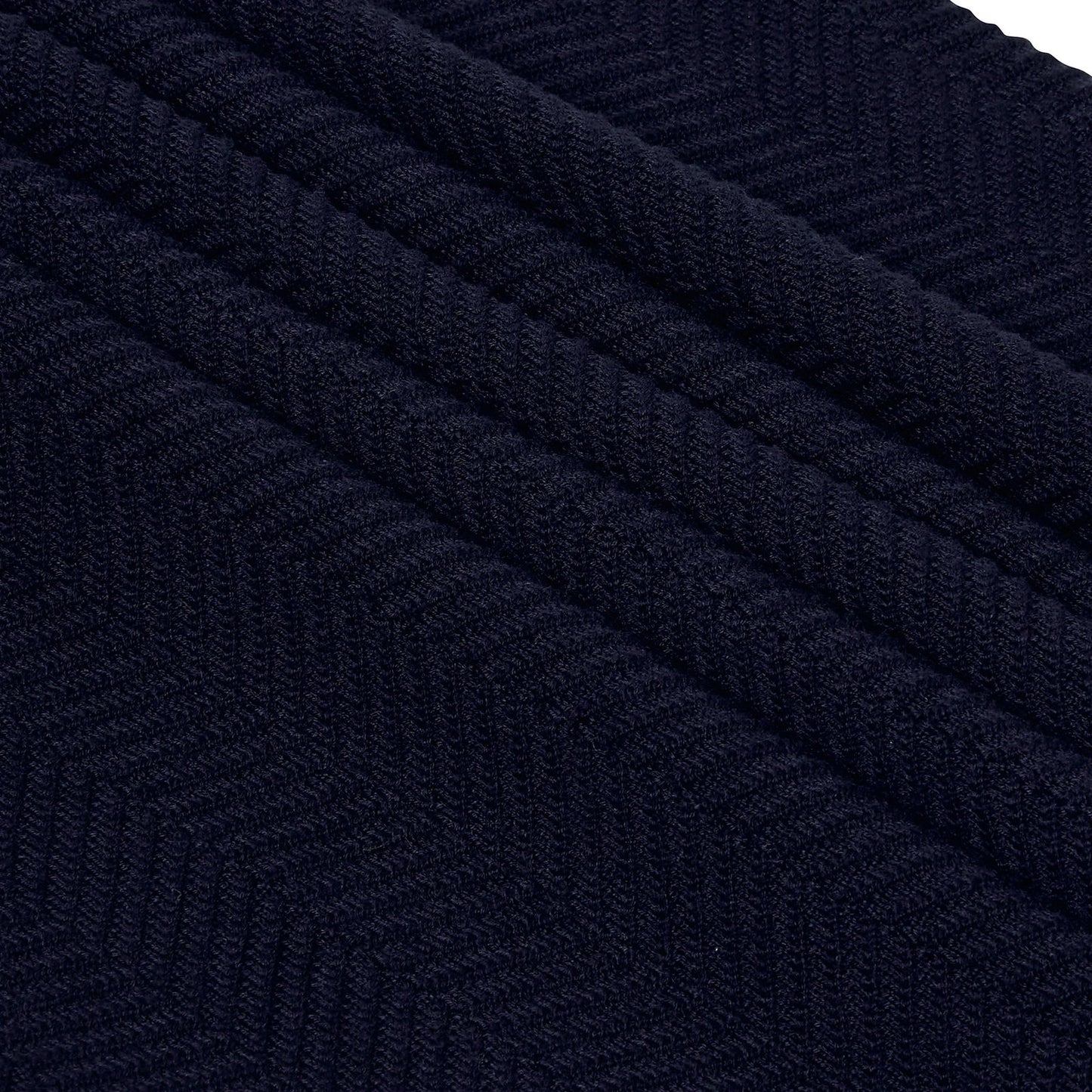 Mens Crew Neck Jumper Chevron Knit Cotton Blend Casual Sweater - Collar Detail - QHA UK