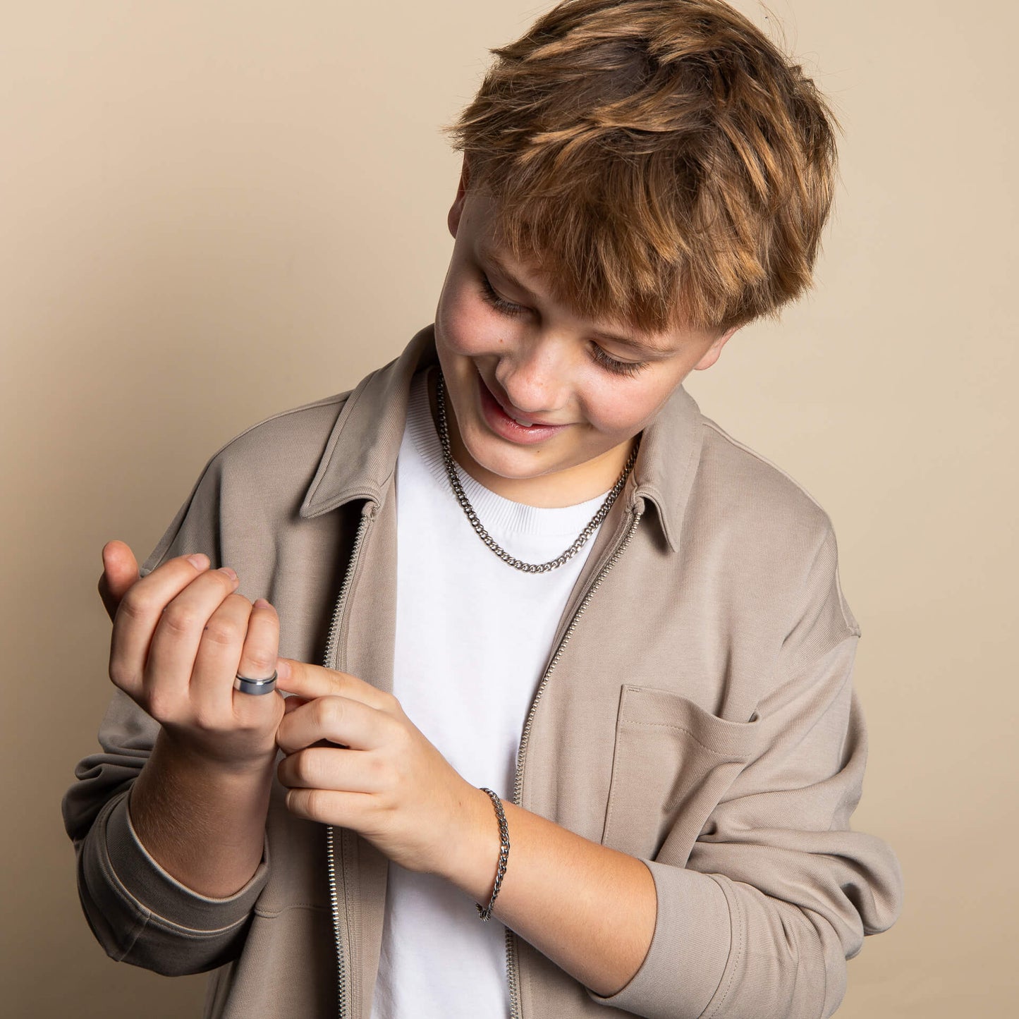 Fred Bennett Smaller Fit Spinner Ring | QHAUK - QHA UK