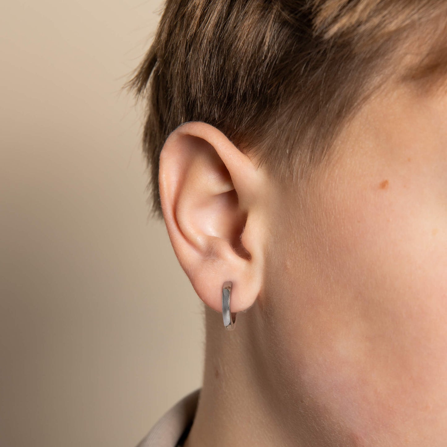 Fred Bennett Smaller Fit Stainless Steel Hoop Earrings | QHAUK - QHA UK