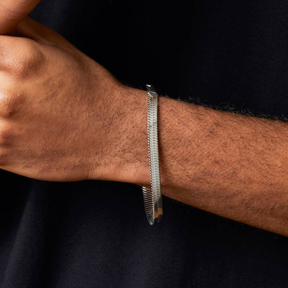 Fred Bennett Stainless Steel Herringbone Chain Bracelet | QHAUK - QHA UK