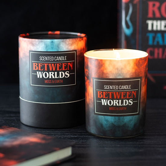 Gothic Gifts Scented Candle Between Worlds Moss and Earth - QHA UK