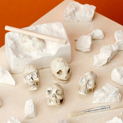 Gothic Gifts Dig It Out Kit Skull - QHA UK