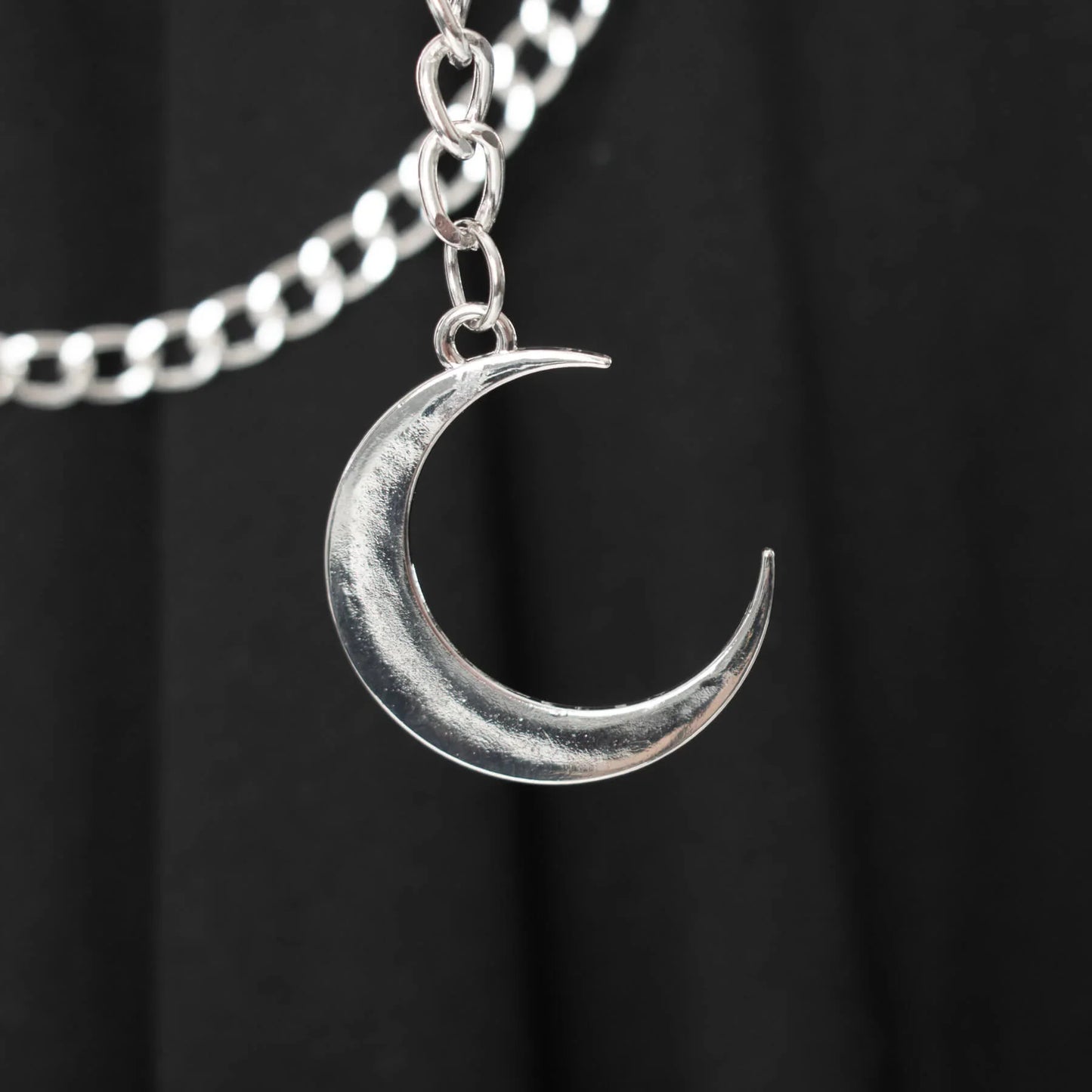 Heartless Belt Moondusk UK 10-18 - QHA UK