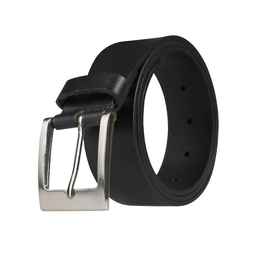 Outback Unisex Full Grain Leather Belt Square Buckle Stainless Steel C - Texture Detail - QHA UK