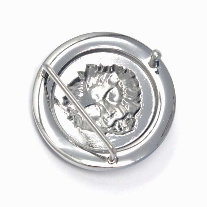 QHA Silver Lion Head Round Belt Buckle, Full Crystal Background - Buckle Detail - QHA UK