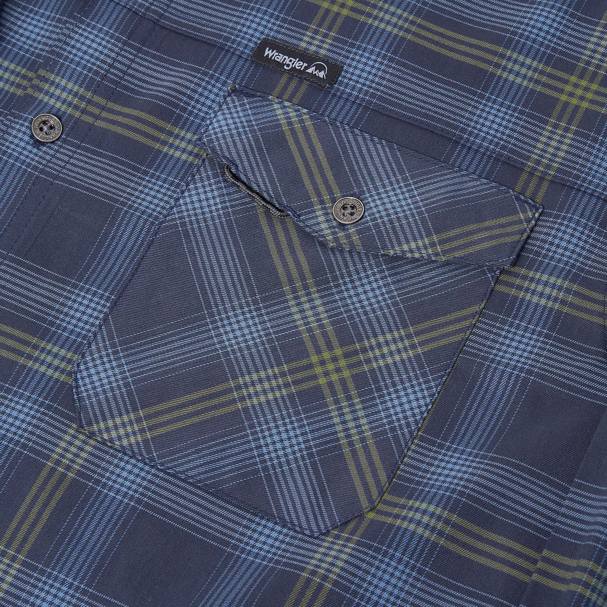 Wrangler Men's 2 Pocket Utility Shirt Navy Green Check L-2XL | QHA UK - QHA UK