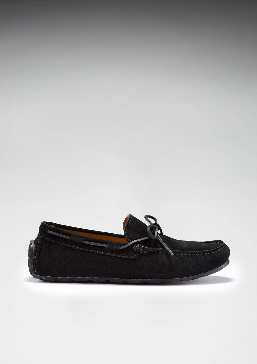 Hugs & Co Mens Tyre Sole Laced Driving Loafers Black Suede UK 7-14 - Sole Detail - QHA UK