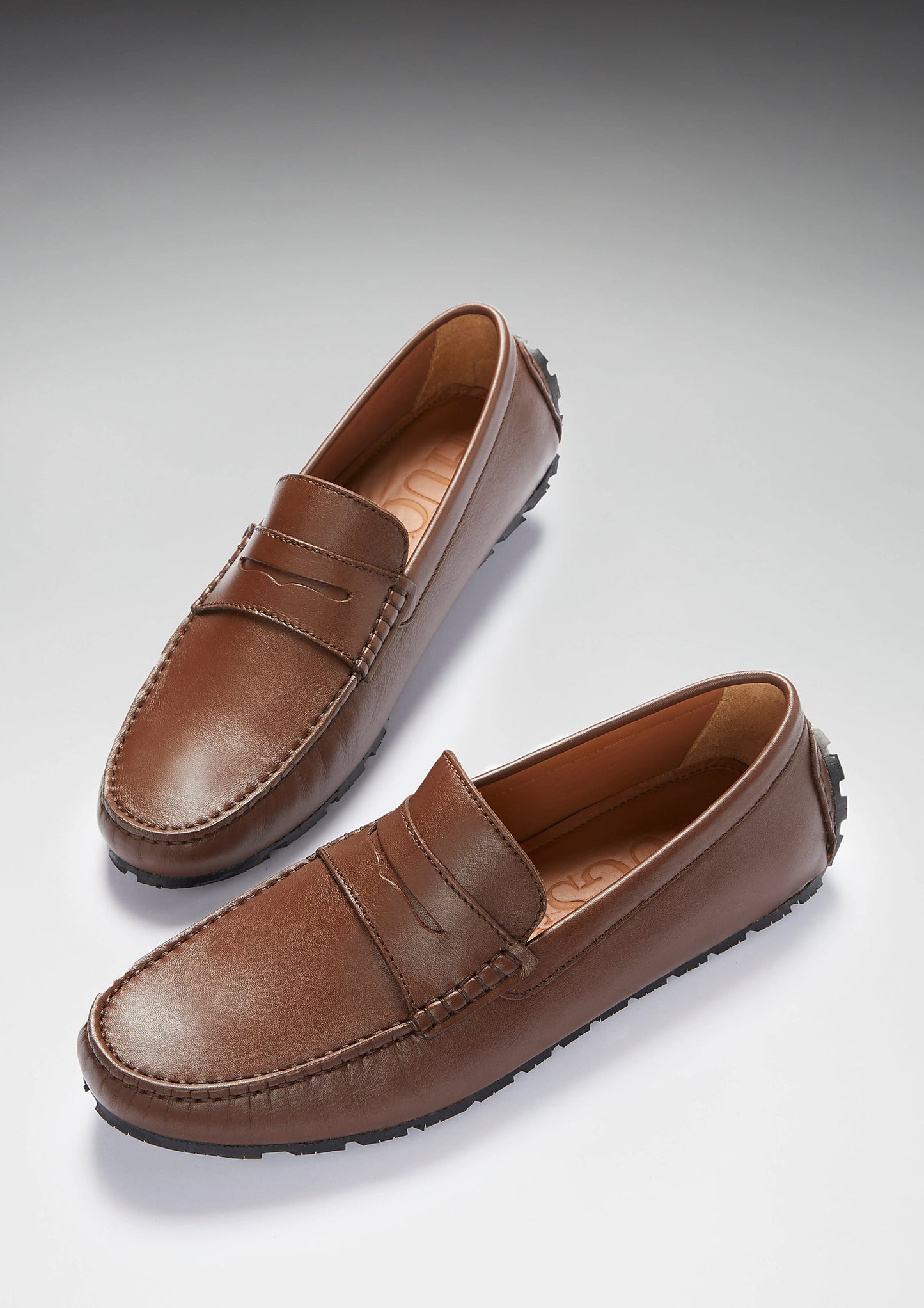 Hugs & Co Mens Tyre Sole Penny Driving Loafers Brown Leather UK 7-14 - Sole Detail - QHA UK