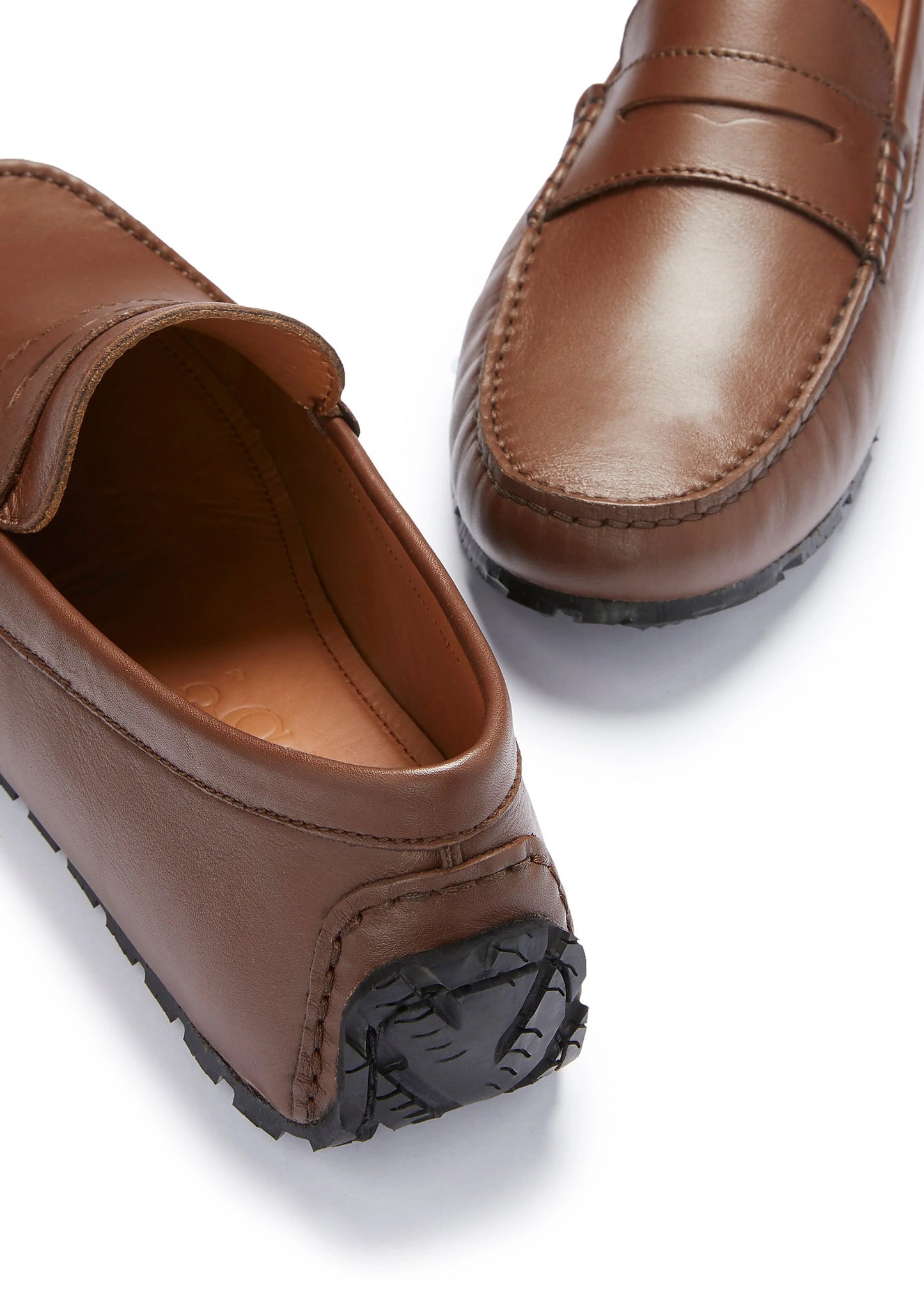 Hugs & Co Mens Tyre Sole Penny Driving Loafers Brown Leather UK 7-14 - Sole Detail - QHA UK