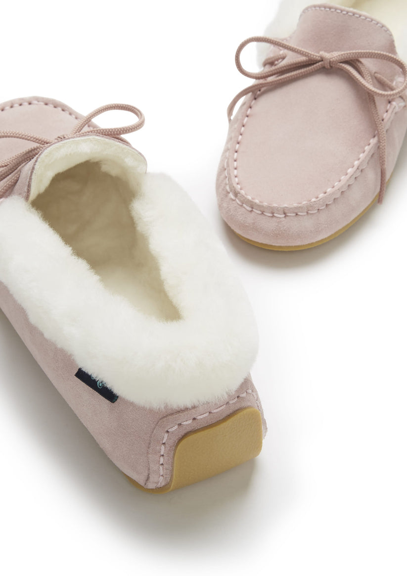 Hugs & Co Womens Slippers Sheepskin Ice Pink Suede EU 36-42 - QHA UK