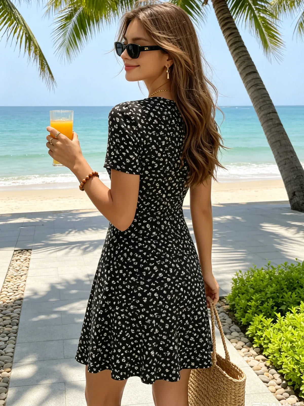 Womens Floral V Neck A Line Knee Length Dress S to XXL - Collar Detail - QHA UK