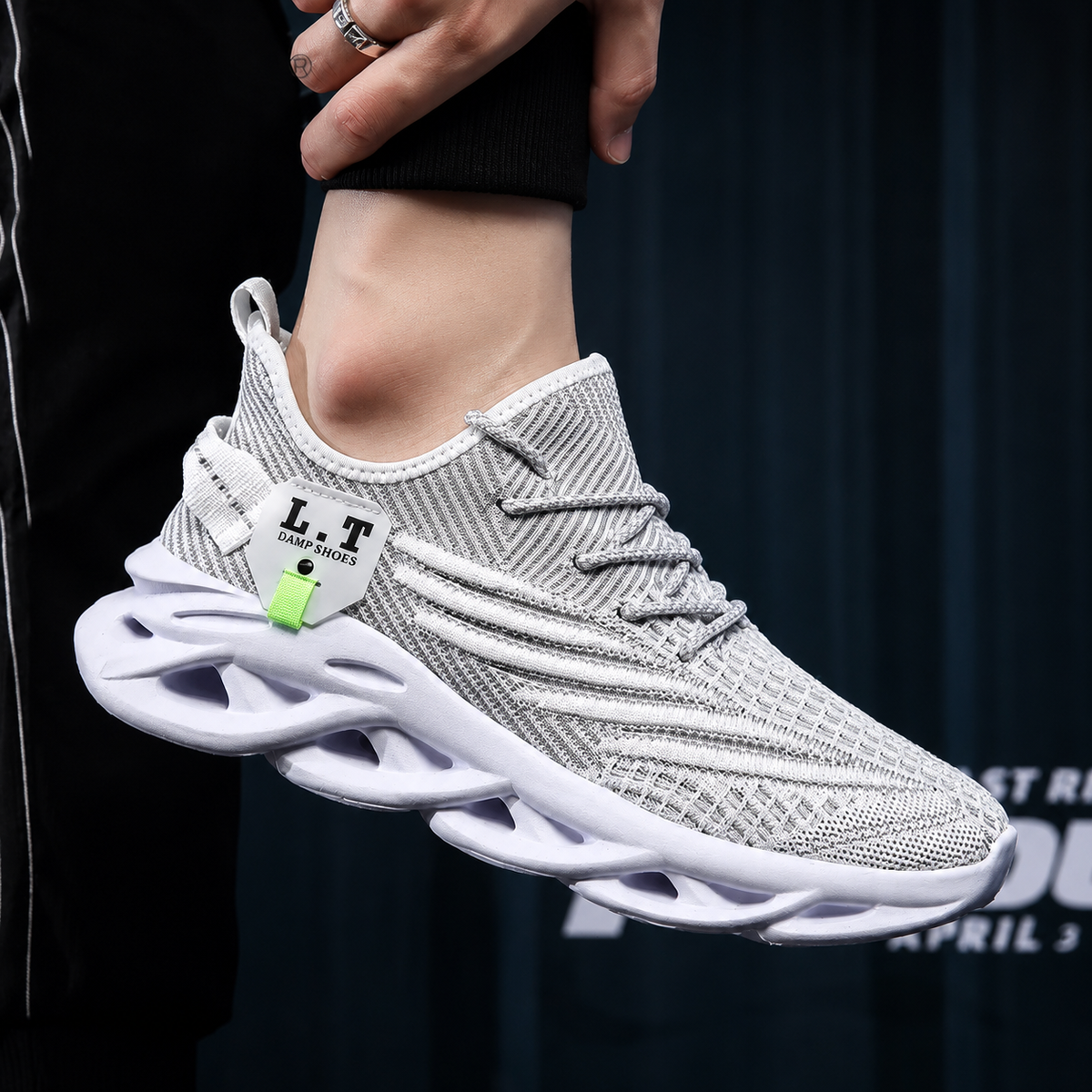 Mens Mesh Running Trainers Lace Up Casual Sports Shoes UK 4.5-13 - Sole Detail - QHA UK