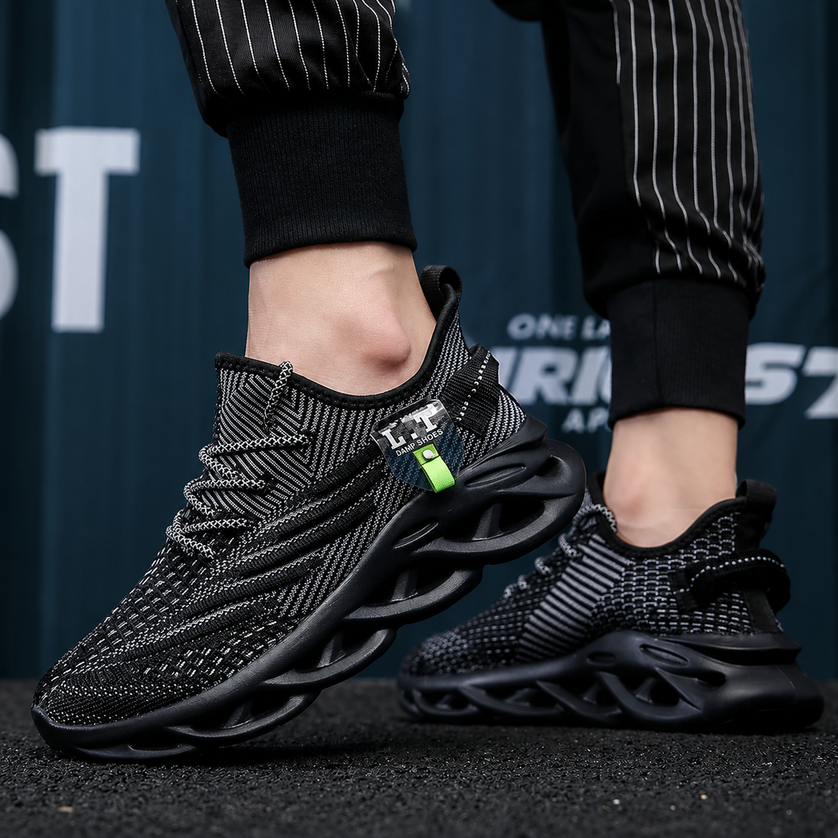 Mens Mesh Running Trainers Lace Up Casual Sports Shoes UK 4.5-13 - QHA UK