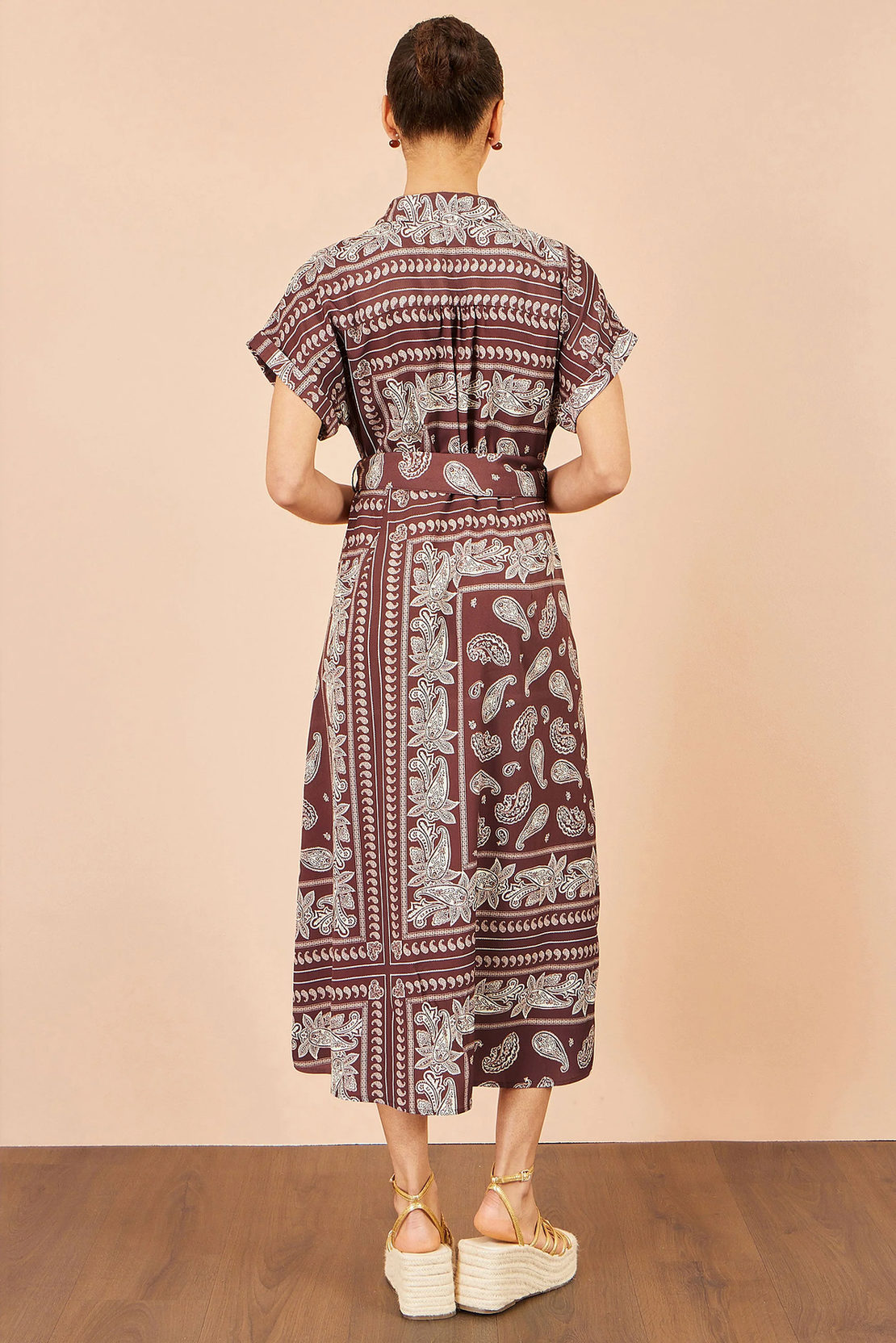 Yumi Women's Brown Paisley Belted Midi Shirt Dress | QHA UK - QHA UK
