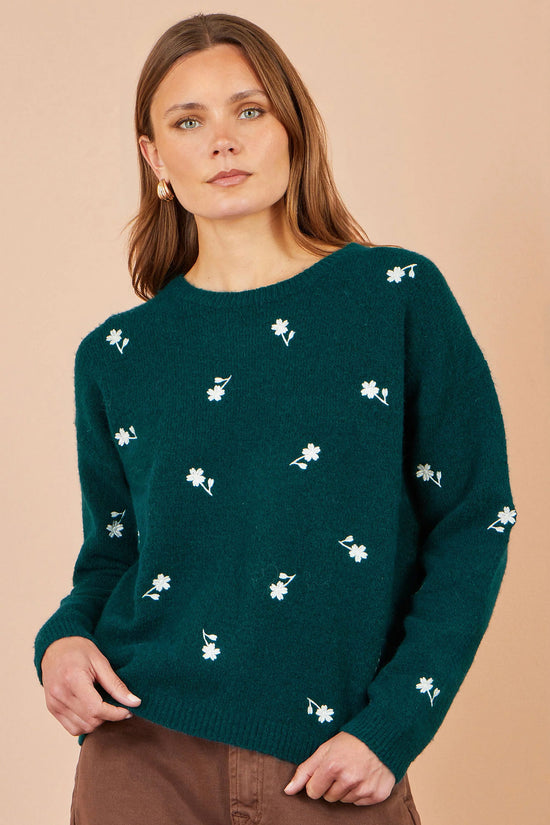 Yumi Women's Green Daisy Embroidered Relaxed Knit Jumper | QHA UK - QHA UK