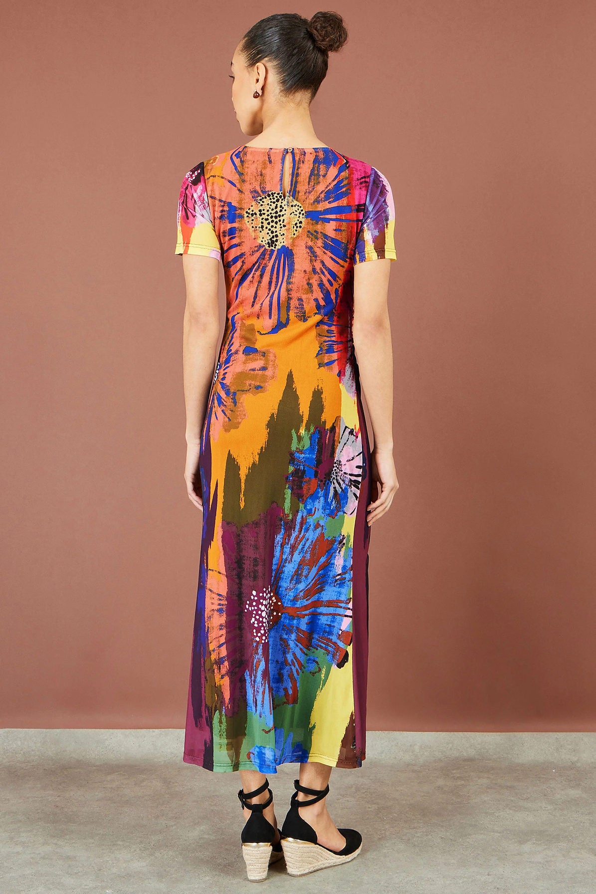 Yumi Women's Multicolour Floral Stretch Mesh Midi Dress | Sizes 8–18 | QHA UK - QHA UK